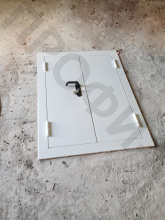 Люк двустворчатый противопожарный